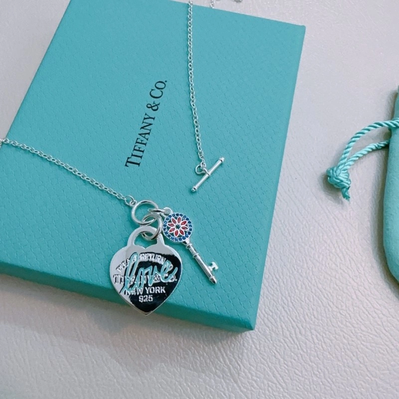 TravelReady Tiffany Necklaces 252515