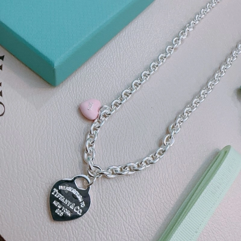 Unisex Tiffany Necklaces 252518