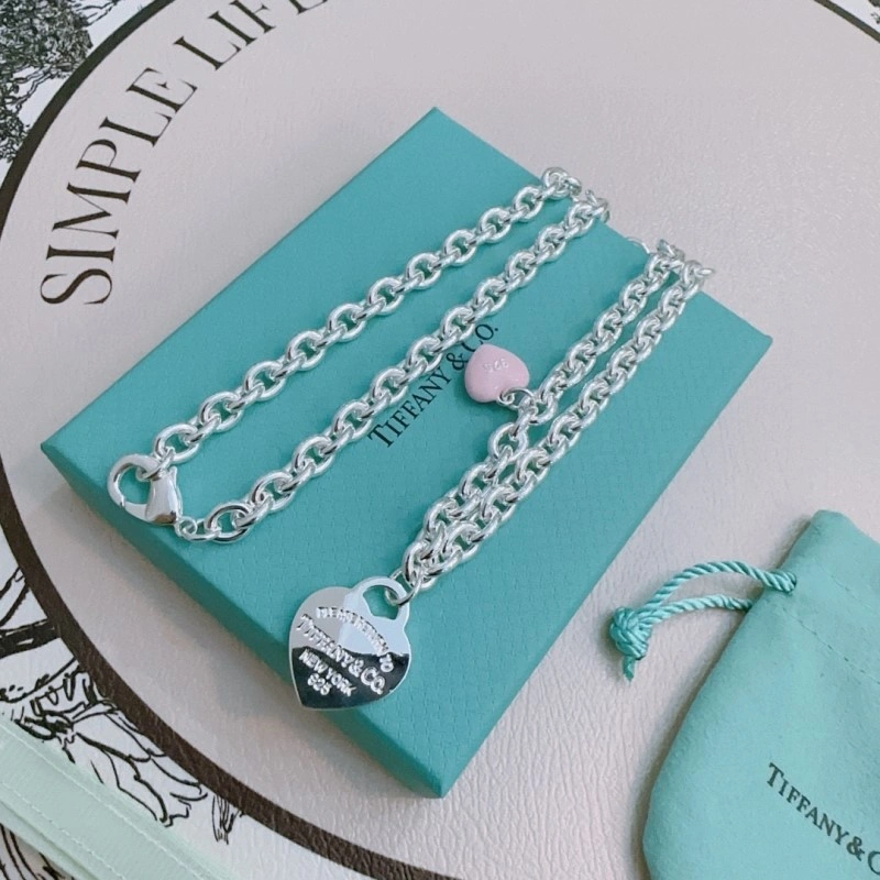 Unisex Tiffany Necklaces 252518