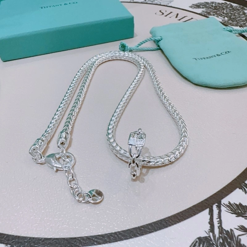Classic Tiffany Necklaces 252532