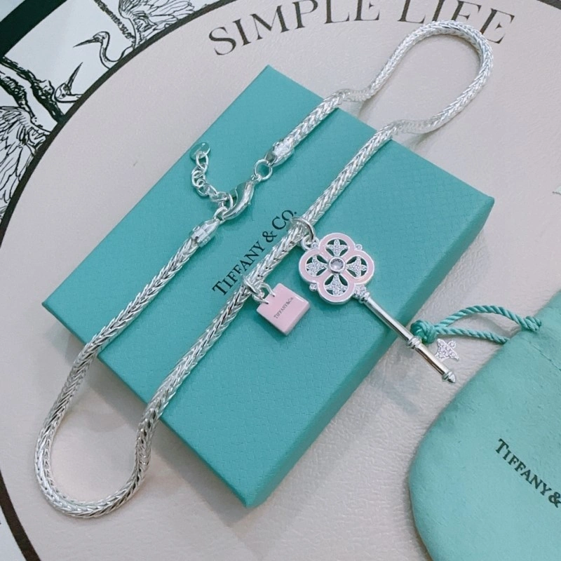 GoAnywhere Tiffany Necklaces 252530