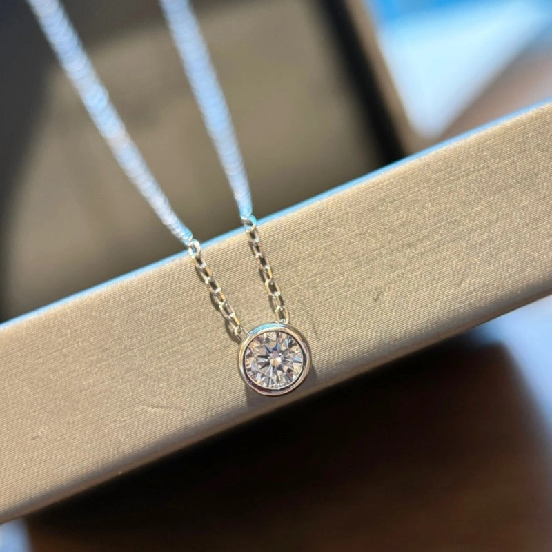 Sleek Tiffany Necklaces 252540