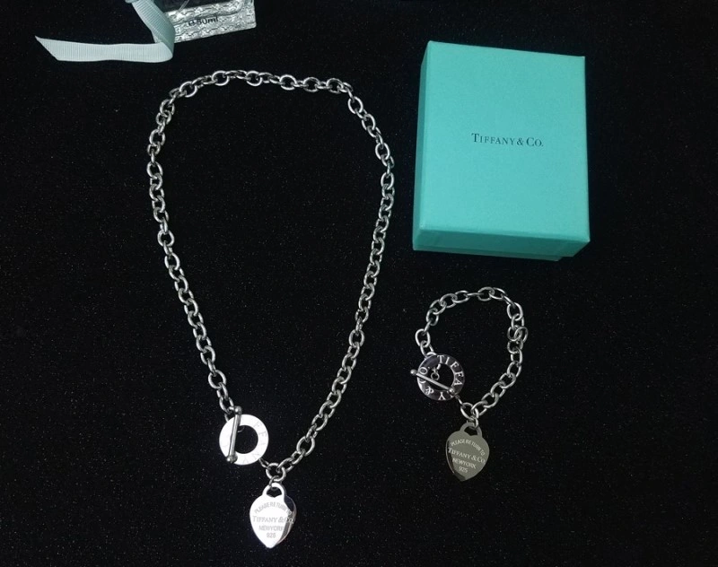 Tiffany Necklaces Refined 252344