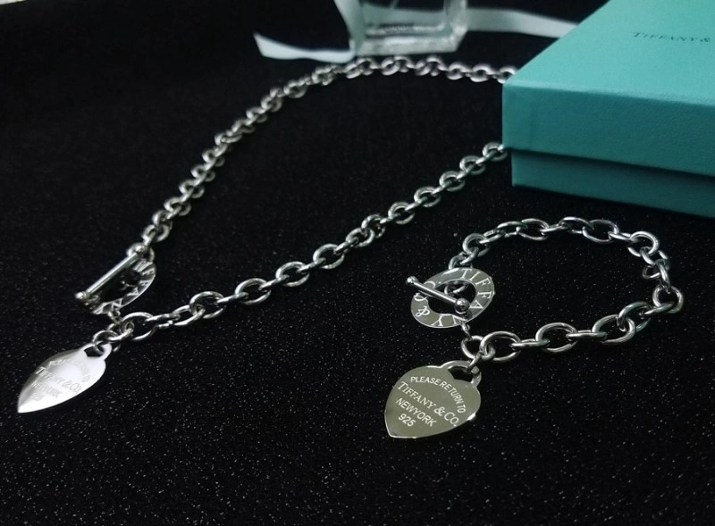 Tiffany Necklaces Refined 252344