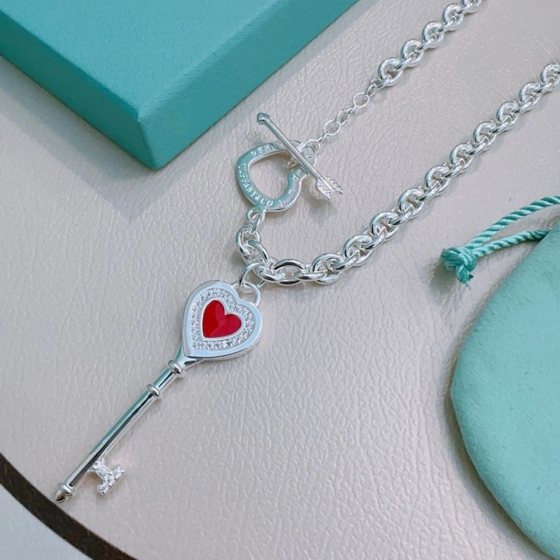 Tiffany Necklaces Lightweight 252337