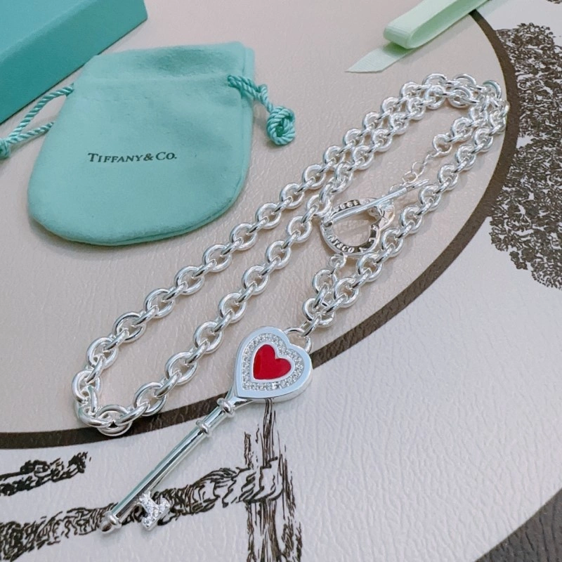 Tiffany Necklaces Lightweight 252337
