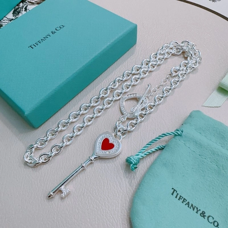 Tiffany Necklaces Lightweight 252337