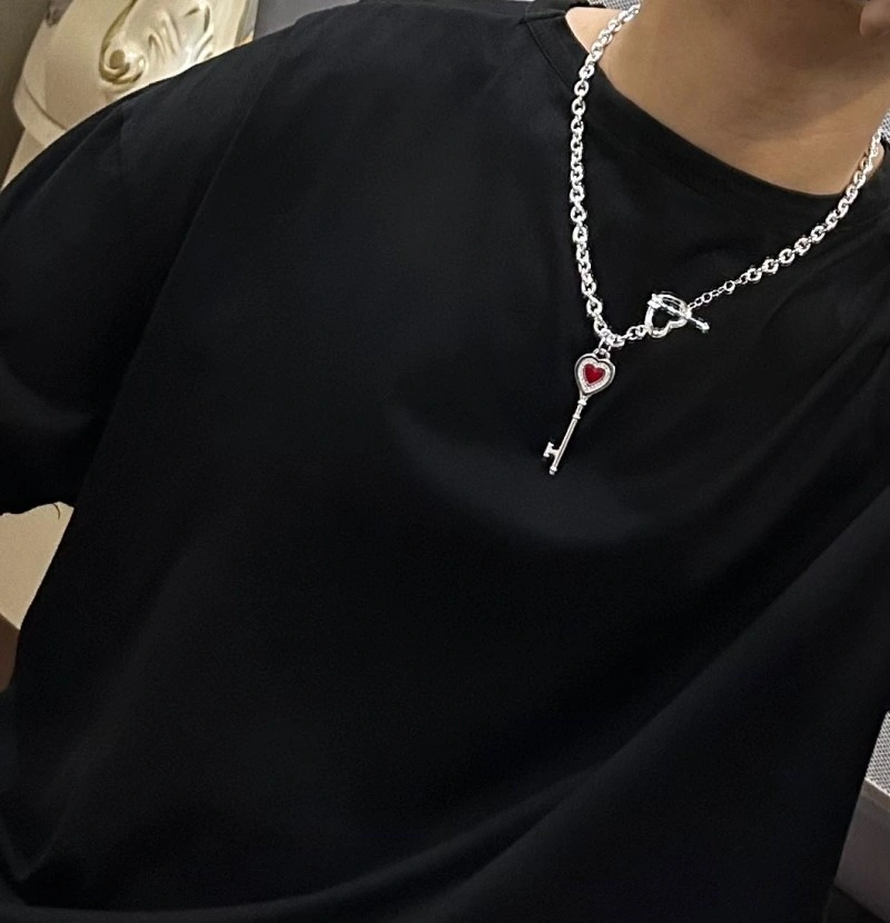 Tiffany Necklaces Lightweight 252337