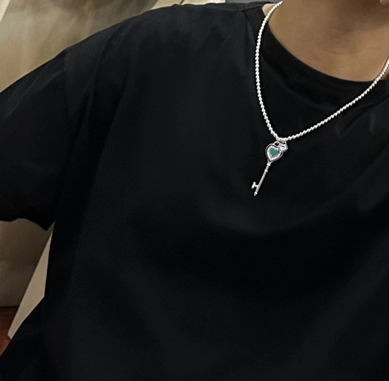 FreshLook Tiffany Necklaces 252336