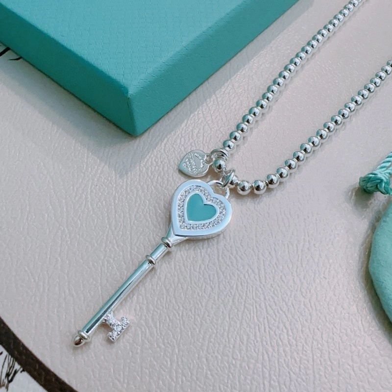 FreshLook Tiffany Necklaces 252336