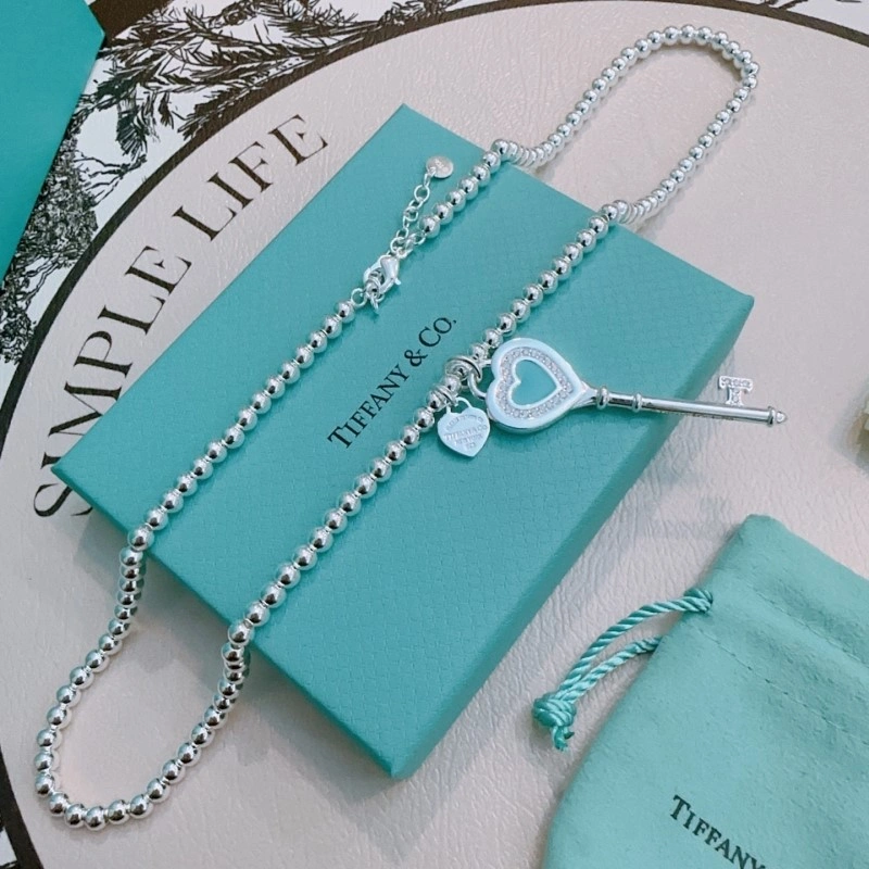 FreshLook Tiffany Necklaces 252336