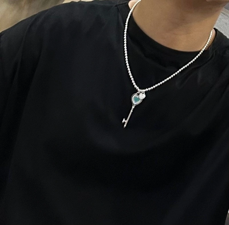 FreshLook Tiffany Necklaces 252336