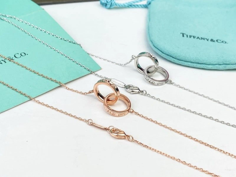 Tiffany Necklaces Classic 252334