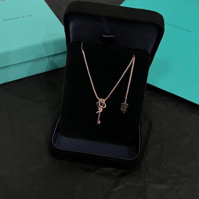 Tiffany Necklaces Vibrant 252316