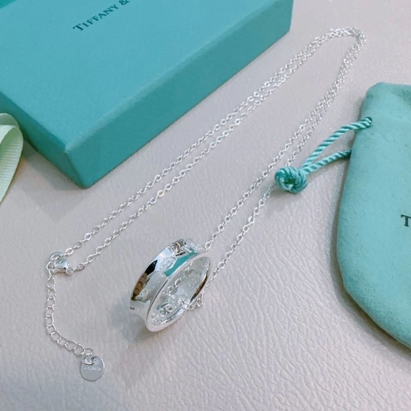 Snug Tiffany Necklaces 252305
