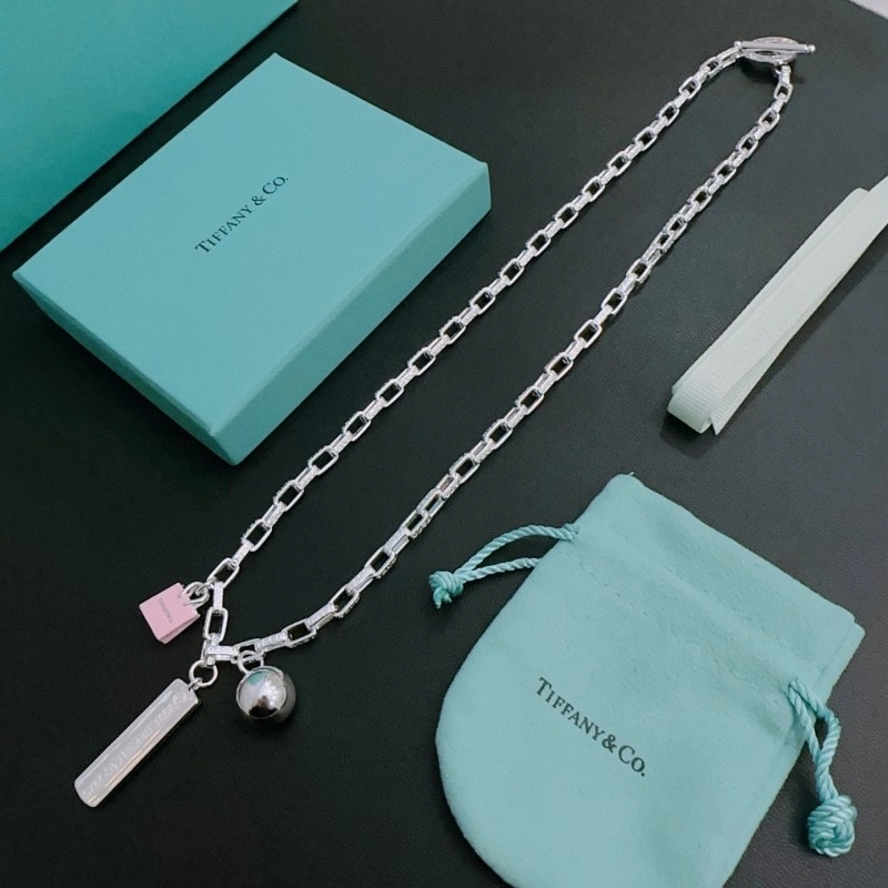 Elegant Tiffany Necklaces 252299