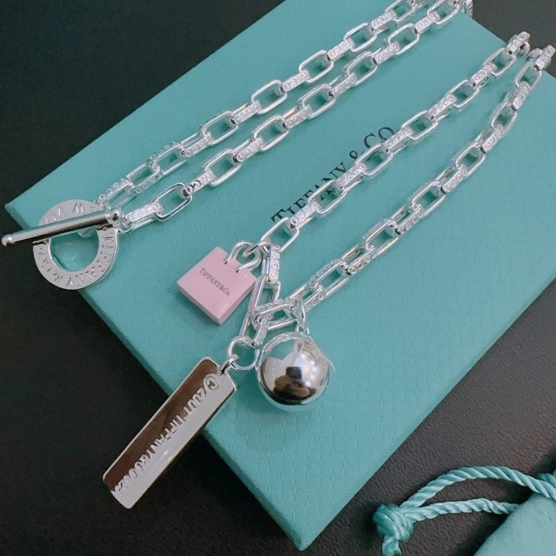 Elegant Tiffany Necklaces 252299