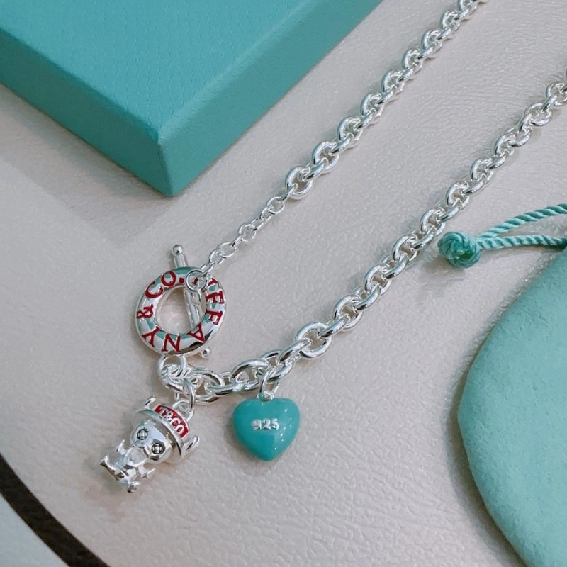 Tiffany Necklaces Lightweight 252278