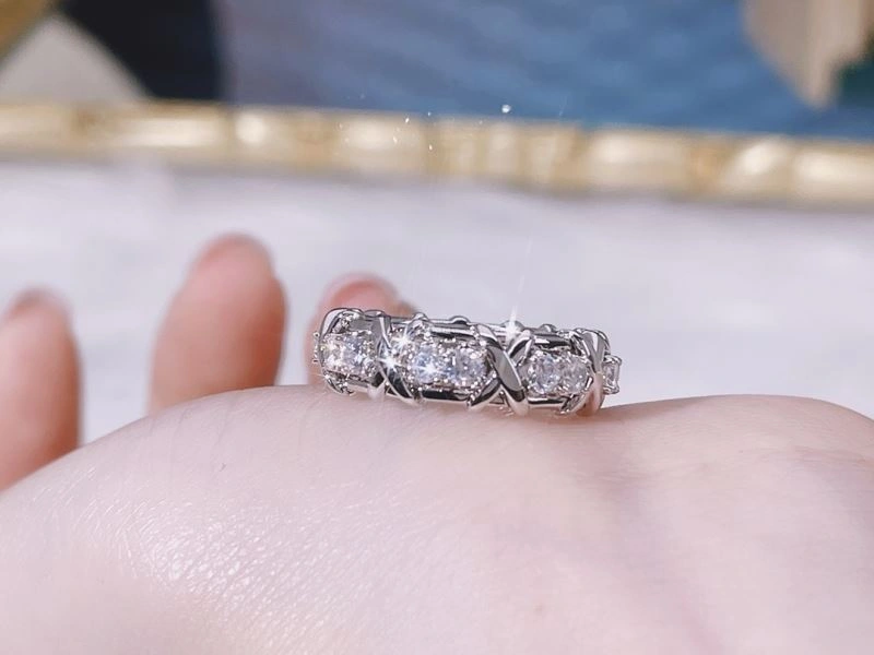 Tiffany Rings Snug 253730