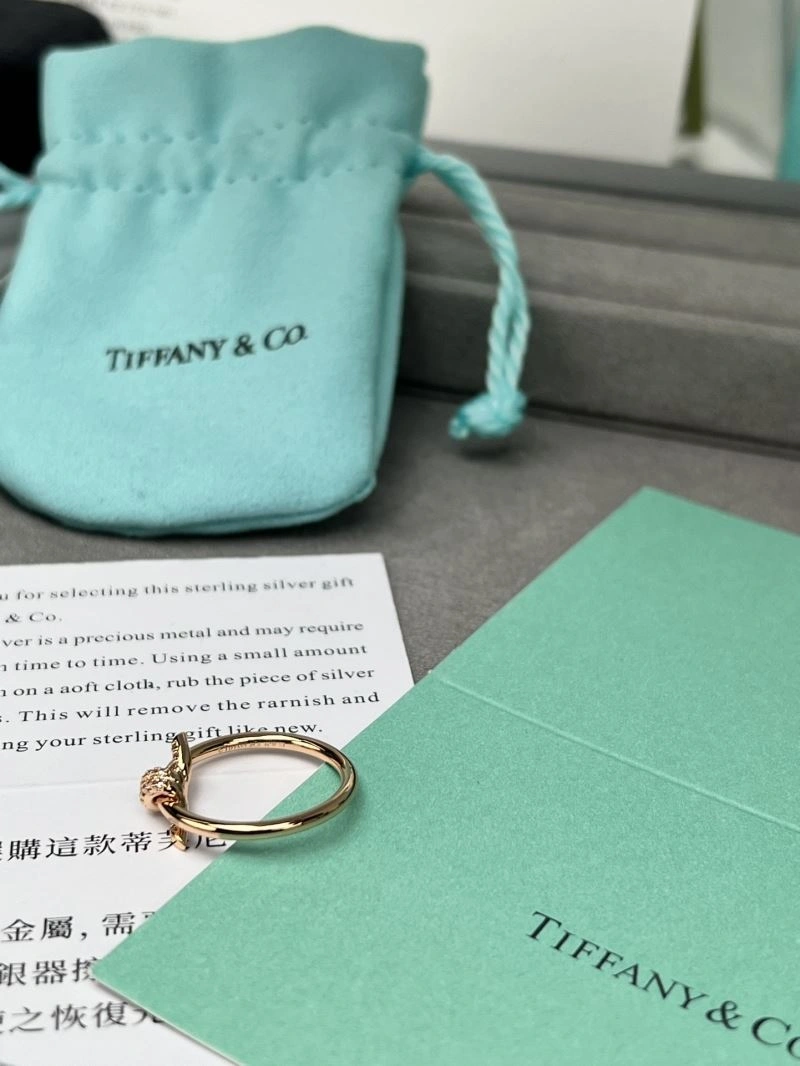 Youthful Tiffany Rings 253681