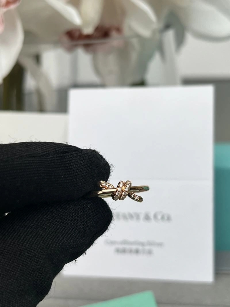 Youthful Tiffany Rings 253681