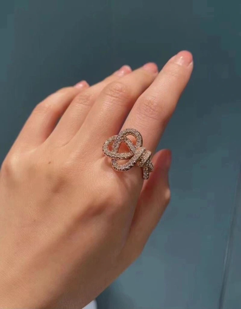 Sleek Tiffany Rings 253575