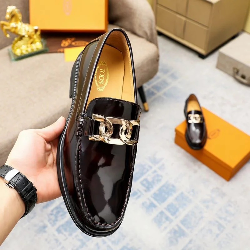 Versatile Tods Shoes 3951