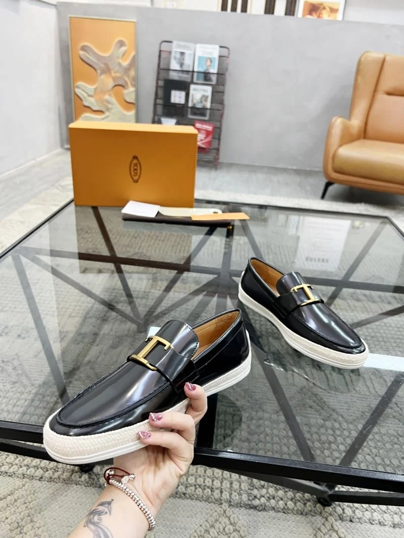 Tods Shoes Compact 3921