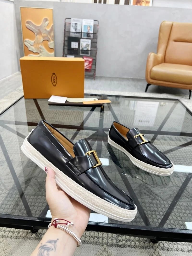 Tods Shoes Compact 3921