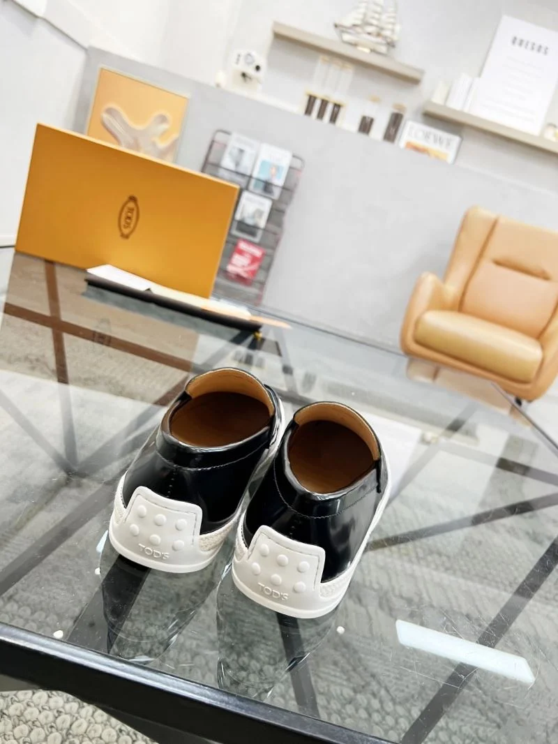 Tods Shoes Compact 3921