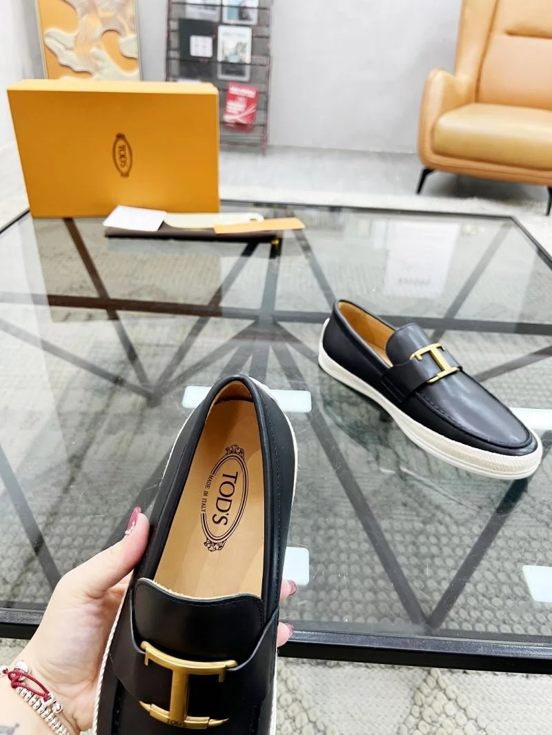 Chic Tods Shoes 3926
