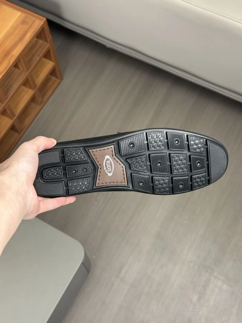 Minimalist Tods Shoes 3906