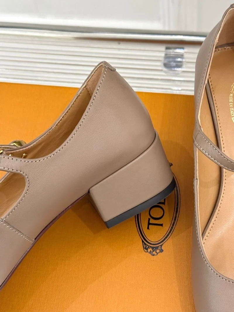 Versatile Tods Shoes 7167