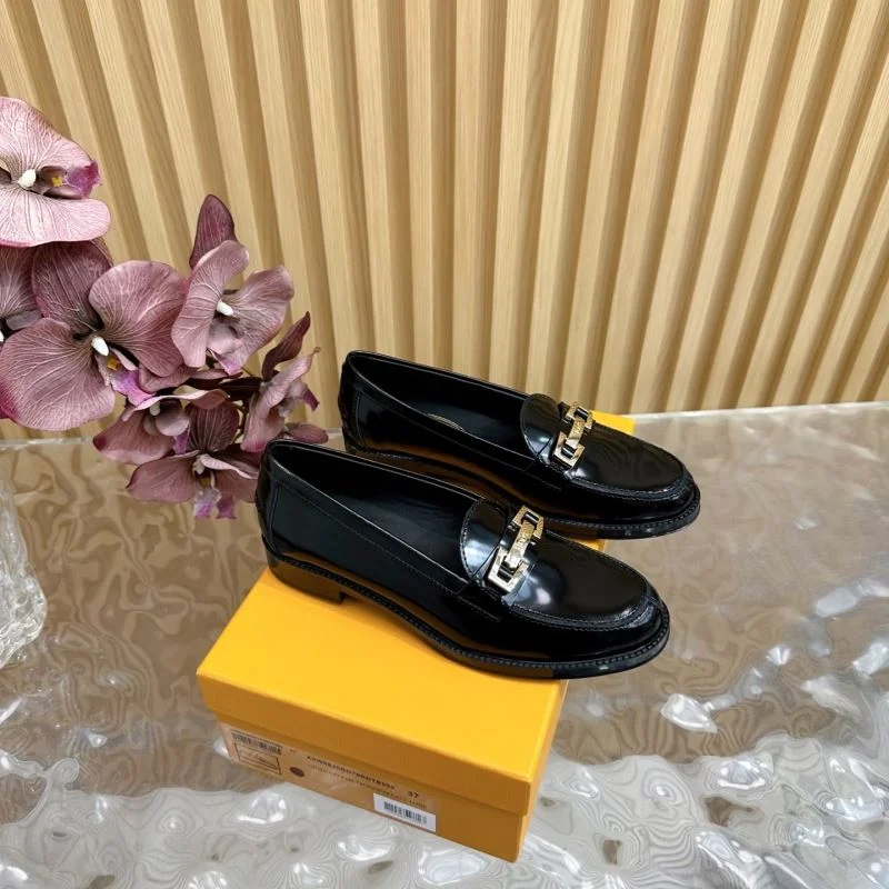WeatherProof Tods Shoes 8760