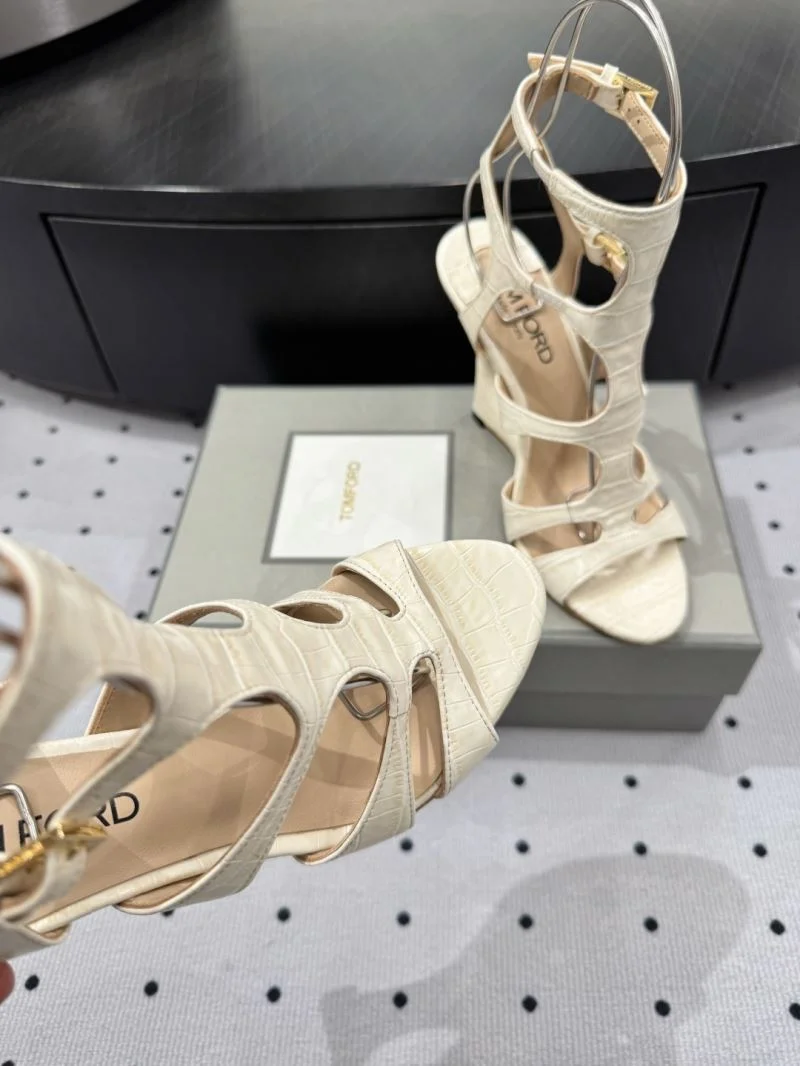 Trendsetting Tom Ford Sandals 11152