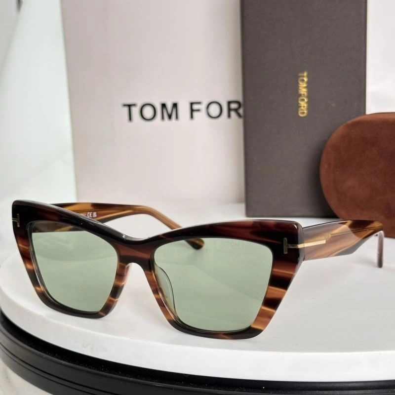 Youthful Tom Ford Sunglasses 282343