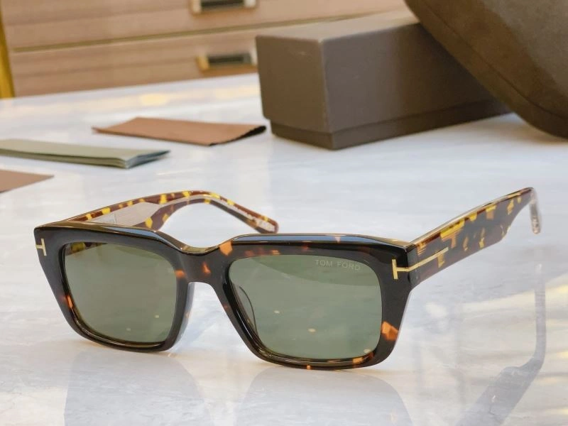 Tom Ford Sunglasses Lightweight 282339
