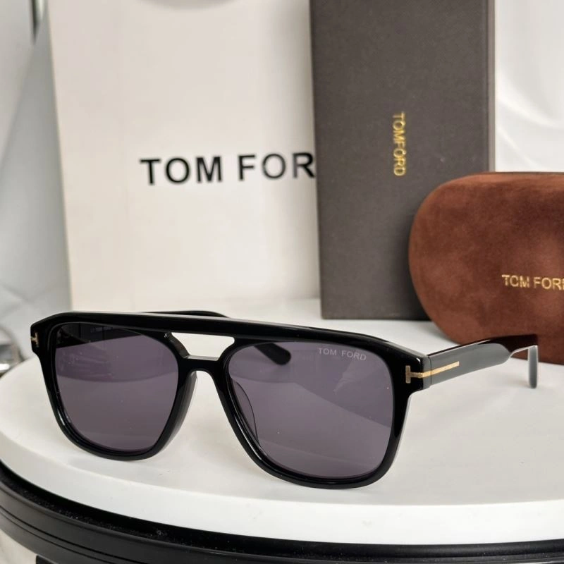 Refined Tom Ford Sunglasses 282338