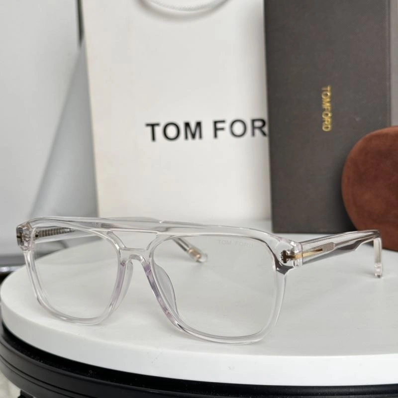 Trendsetting Tom Ford Sunglasses 282337