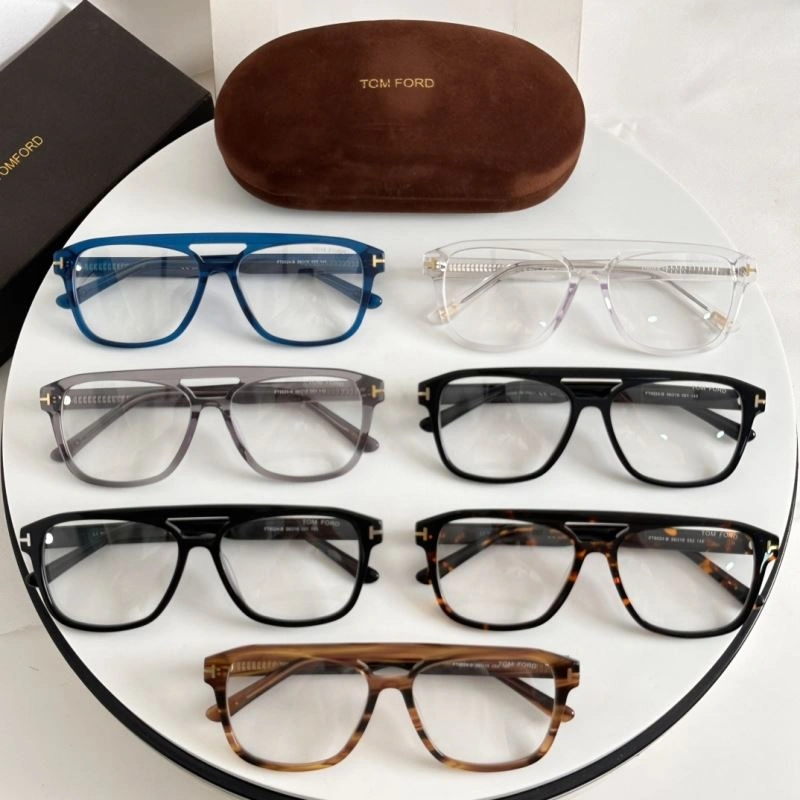 Trendsetting Tom Ford Sunglasses 282337