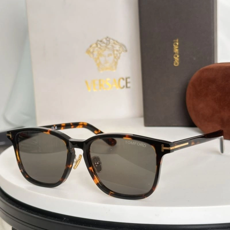 Tom Ford Sunglasses WellDesigned 282333