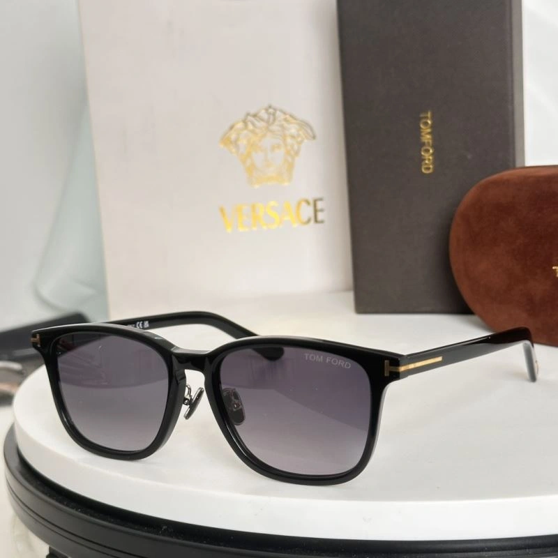 Tom Ford Sunglasses WellDesigned 282333
