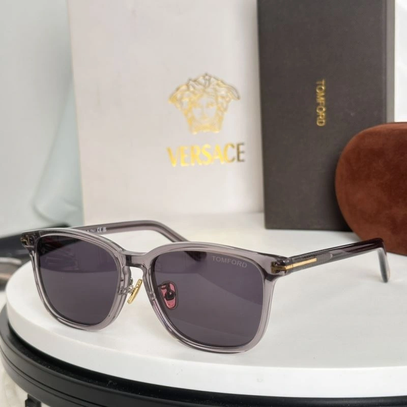 Tom Ford Sunglasses WellDesigned 282333