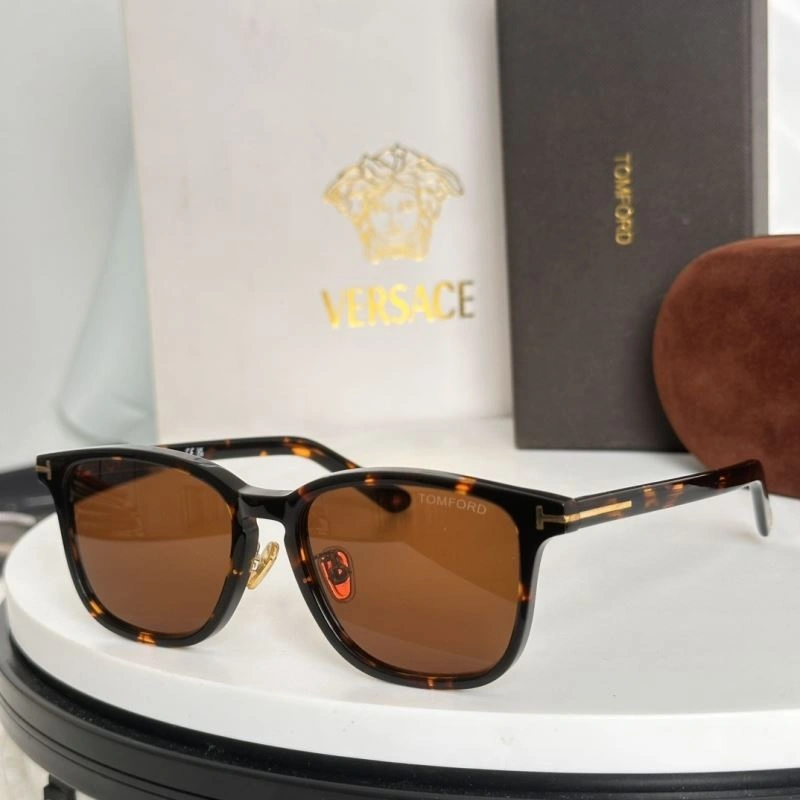 Tom Ford Sunglasses WellDesigned 282333