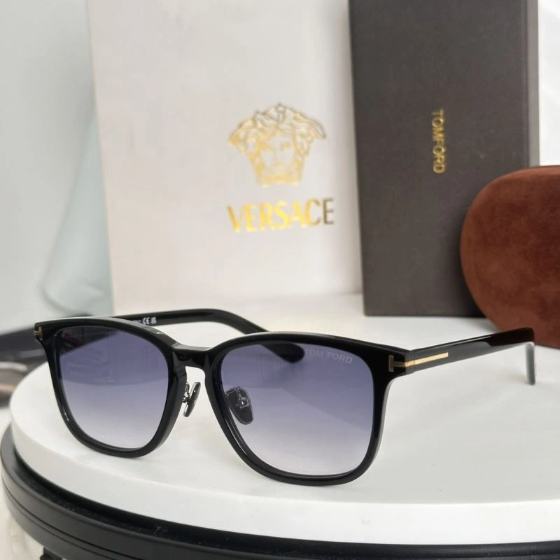 Tom Ford Sunglasses WellDesigned 282333