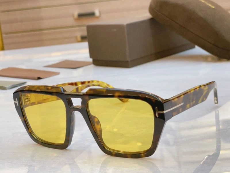 Bold Tom Ford Sunglasses 282325