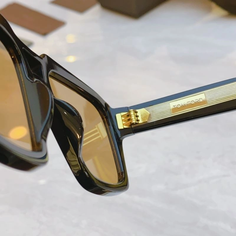 Bold Tom Ford Sunglasses 282325
