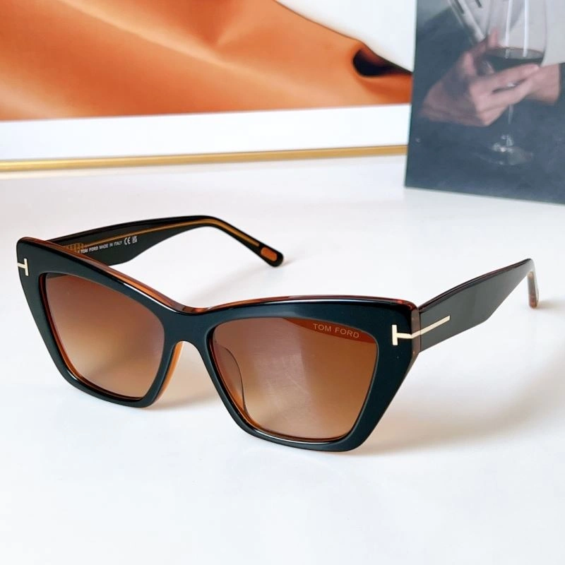 Tom Ford Sunglasses WellDesigned 282331