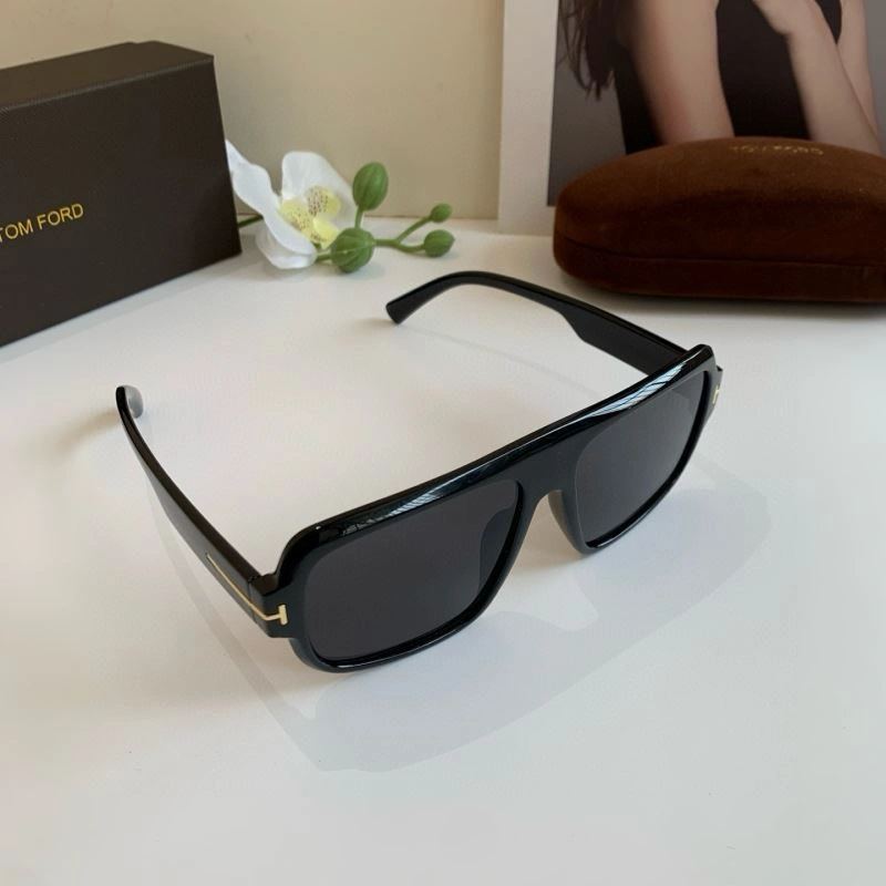 Tom Ford Sunglasses Functional 282307