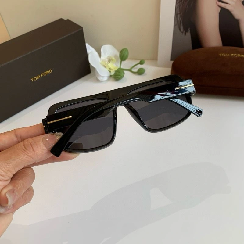 Tom Ford Sunglasses Functional 282307